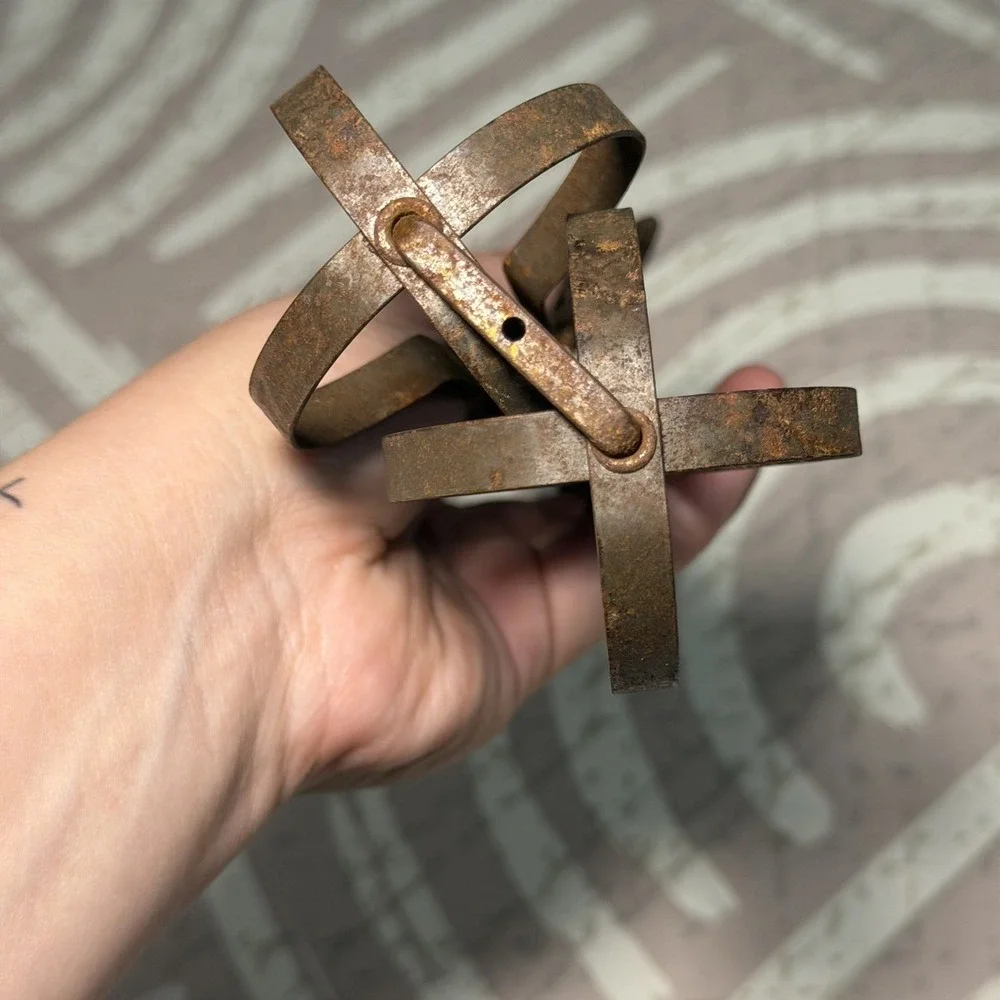 Vintage. Blue A&J Hand Crank Manual Egg Beater Whip Mixer Wood Handle PAT 1923.